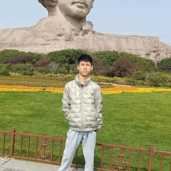 浙江22岁单身帅哥真诚找对象-通辽征婚相亲网