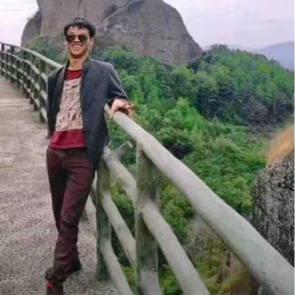 广东27岁单身帅哥真诚找对象-通辽征婚相亲网