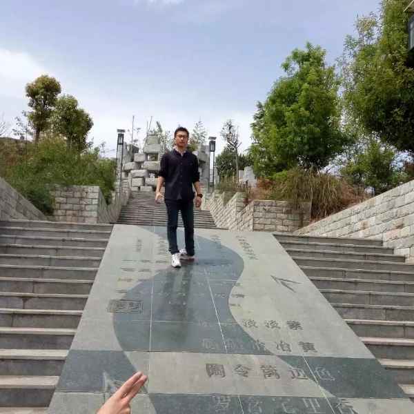 陕西27岁单身帅哥真诚找对象-通辽征婚相亲网