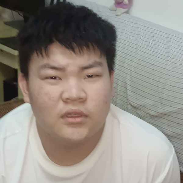 江苏20岁单身帅哥真诚找对象-通辽征婚相亲网