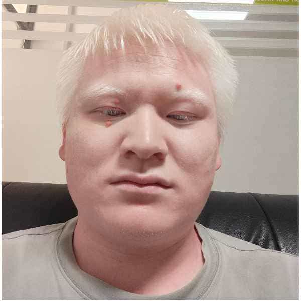 30岁岁安徽单身帅哥 - 通辽吉缘网