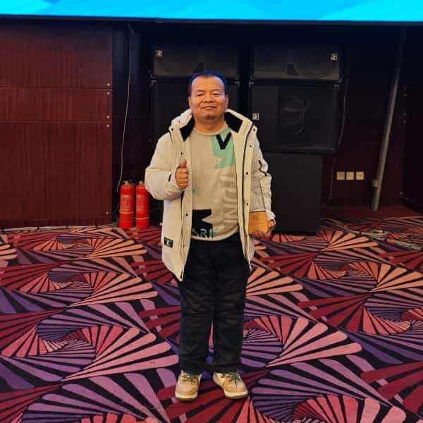 40岁岁辽宁单身帅哥 - 通辽吉缘网