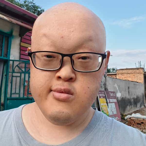 28岁岁山东单身帅哥 - 通辽吉缘网